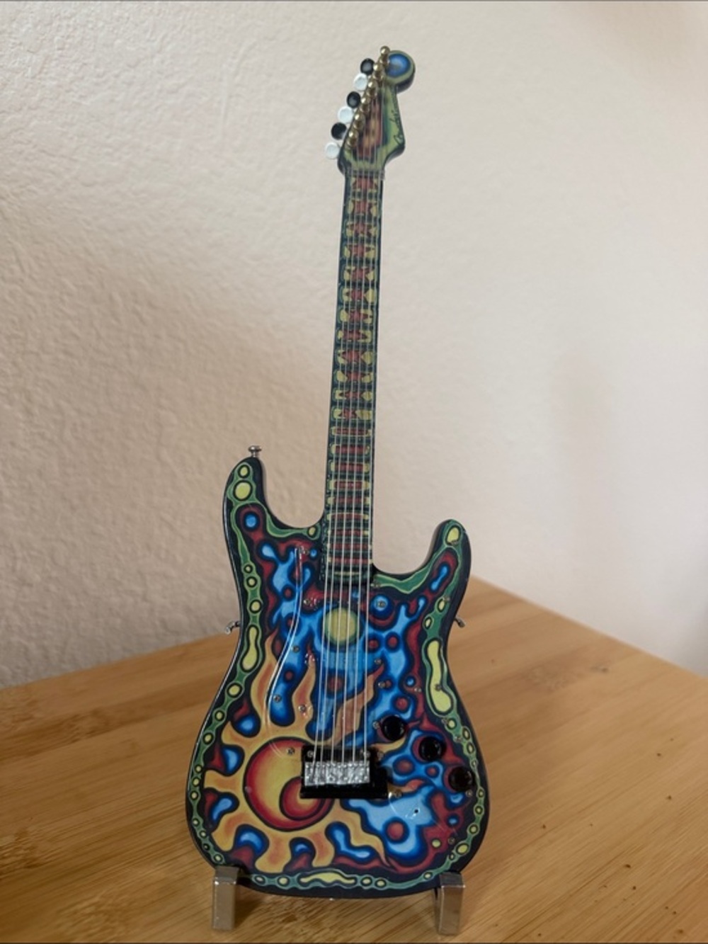 2003 Guitar Mania Masterblasterstratocaster Mini Fender Guitar with Stand & Case